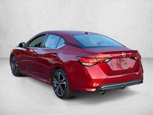 Used 2022 Nissan Sentra SR FWD image 7