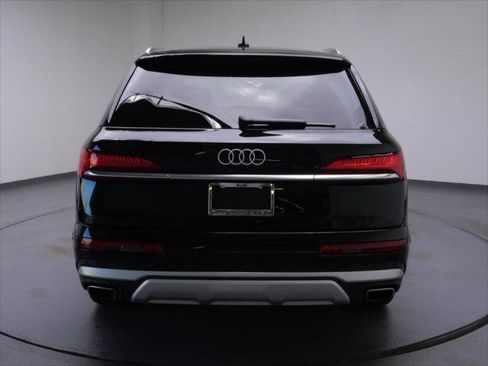 Certified 2025 Audi Q7 2.0T Premium AWD/4WD image 4