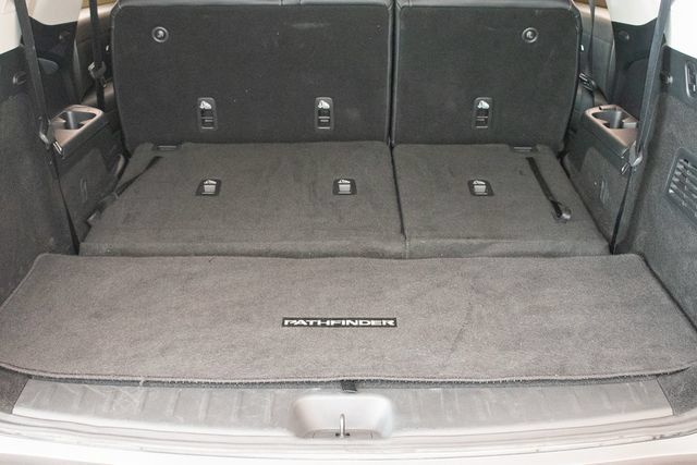Used 2026 Nissan Pathfinder SL AWD/4WD image 15