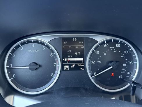 New 2025 Nissan Kicks Play S image 12