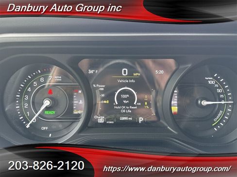 Used 2024 Jeep Wrangler Unlimited Sahara AWD/4WD image 12