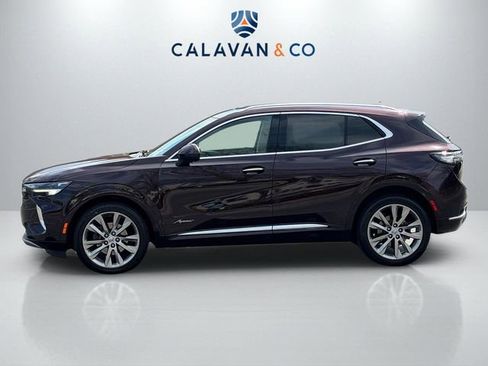 Used 2022 Buick Envision Avenir w/ Technology Package II image 4