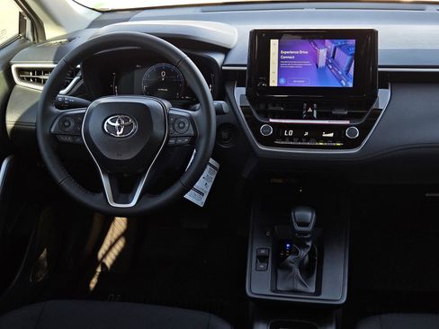 New 2026 Toyota Corolla Cross LE image 27