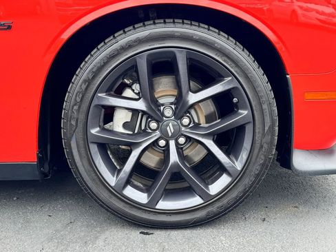 Used 2023 Dodge Challenger R/T w/ Plus Package RWD image 9