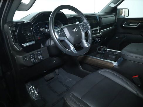 Used 2023 Chevrolet Silverado 1500 RST w/ Convenience Package II AWD/4WD image 17