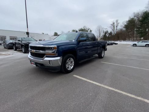 Used 2017 Chevrolet Silverado 1500 LT w/ All Star Edition AWD/4WD image 7