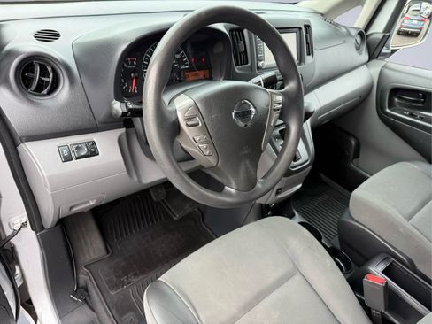 Used 2021 Nissan NV200 SV w/ Sliding Door Glass Package FWD image 15
