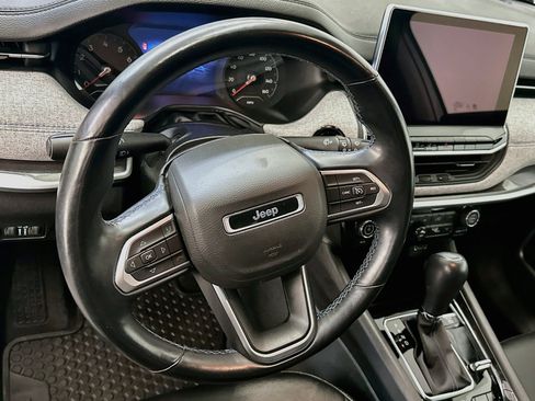 Used 2022 Jeep Compass Latitude w/ Convenience Group AWD/4WD image 18
