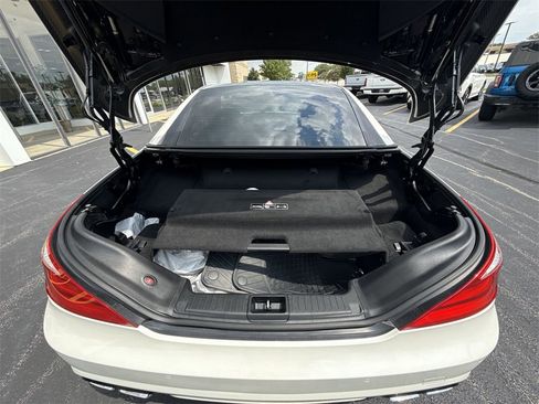 Used 2013 Mercedes-Benz SL 63 AMG image 27