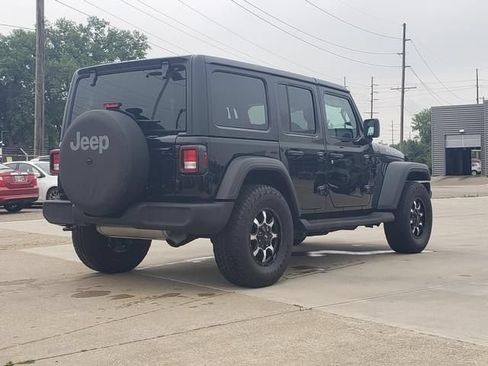 Used 2024 Jeep Wrangler Unlimited Sport AWD/4WD image 4