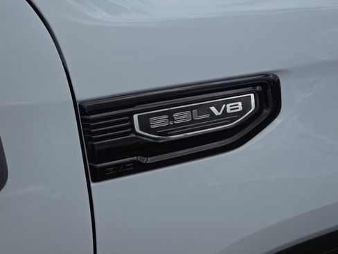 Used 2025 GMC Sierra 1500 Pro w/ Graphite Edition AWD/4WD image 26