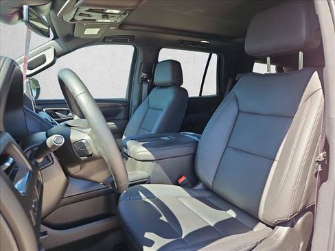 Used 2024 Chevrolet Tahoe Z71 AWD/4WD image 17