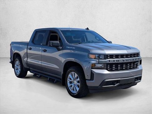 Used 2022 Chevrolet Silverado 1500 Custom RWD image 3