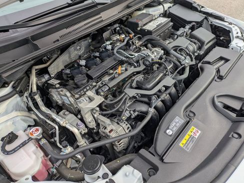 Used 2024 Toyota Corolla LE image 40