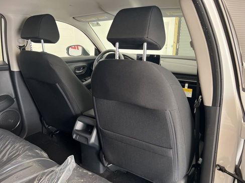 New 2026 Honda HR-V LX image 11