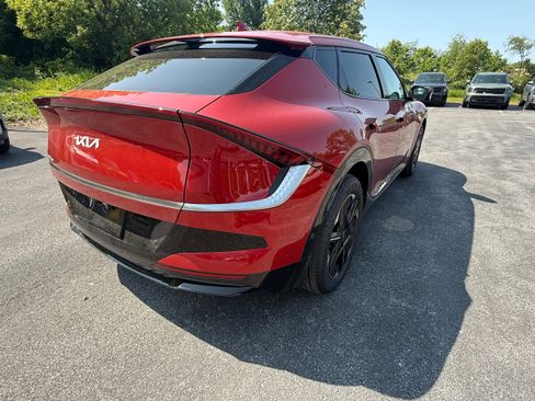 New 2025 Kia EV6 Wind image 5