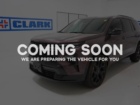 Used 2024 Chevrolet Traverse RS w/ LPO, Floor Liner Package image 1