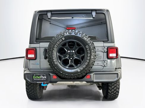 Used 2023 Jeep Wrangler Unlimited w/ 8.4" Radio Group AWD/4WD image 7