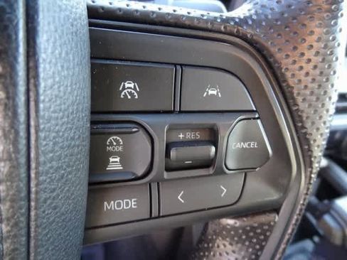 Used 2024 Toyota Tacoma SR image 18