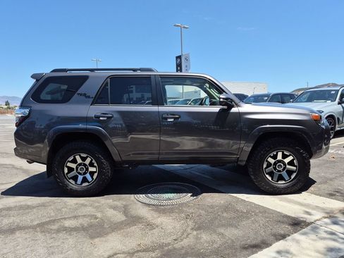 Used 2019 Toyota 4Runner TRD Off-Road Premium AWD/4WD image 4
