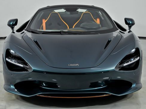 Used 2024 McLaren 750S Spider RWD image 5
