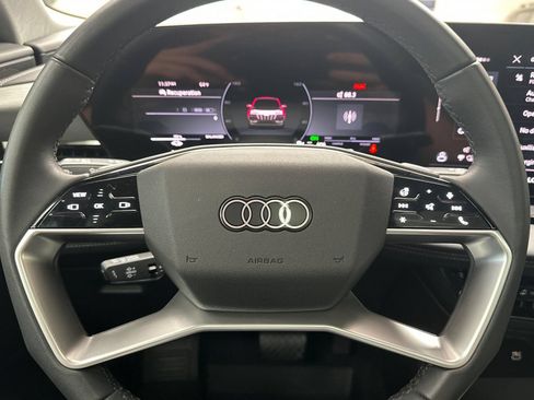 Used 2025 Audi Q6 e-tron Premium w/ Convenience Package AWD/4WD image 30