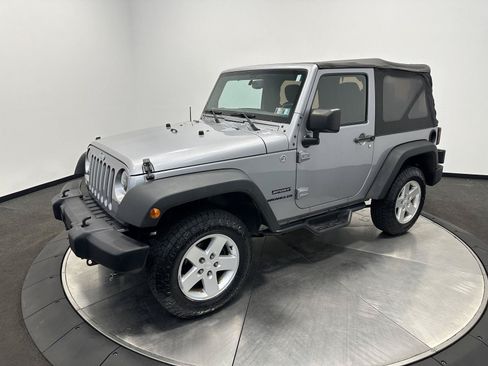 Used 2015 Jeep Wrangler Sport w/ Quick Order Package 24S AWD/4WD image 4