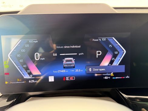 Certified 2025 BMW X2 xDrive28i AWD/4WD image 16