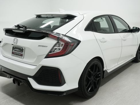 Used 2018 Honda Civic Sport image 4