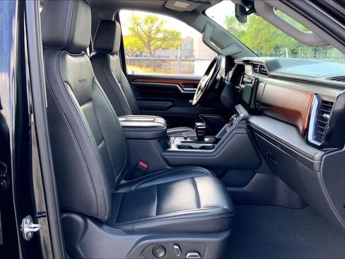 Used 2022 GMC Sierra 1500 Denali image 9