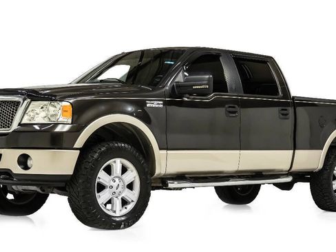 Used 2007 Ford F150 Lariat AWD/4WD image 2