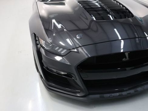 Used 2022 Ford Mustang Shelby GT500 w/ Technology Package image 57