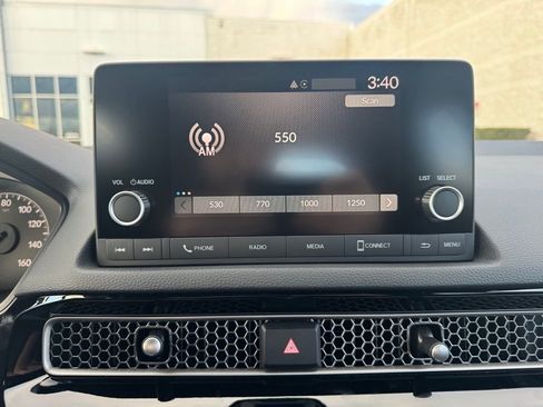 Used 2025 Honda Civic Sport image 9