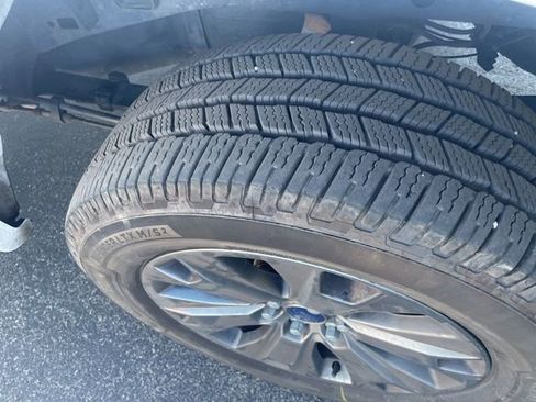 Used 2016 Ford F150 Lariat w/ Equipment Group 502A Luxury image 18