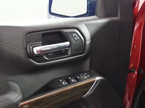 Used 2020 Chevrolet Silverado 1500 RST image 15