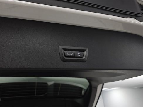 New 2026 BMW X3 xDrive30 w/ Premium Package image 13