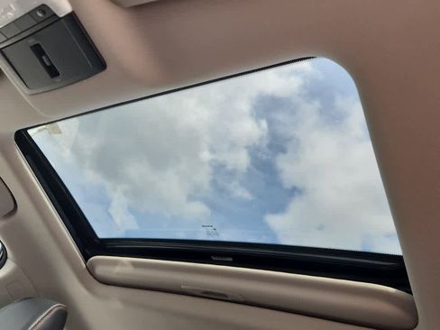 New 2025 Nissan Altima 2.5 SR w/ SR Premium Package image 12