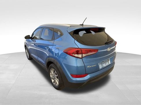 Used 2016 Hyundai Tucson SE w/ Option Group 02 FWD image 9