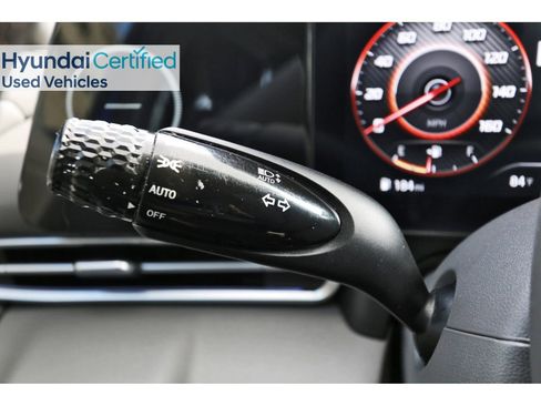 Certified 2024 Hyundai Elantra SEL w/ Convenience Package image 20