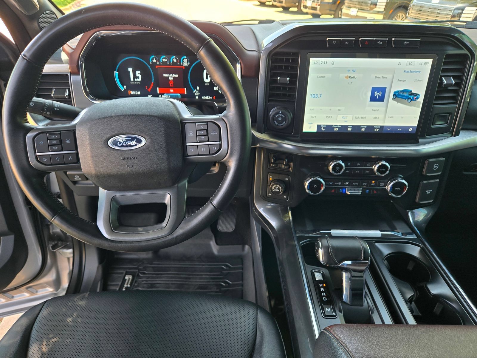 Used 2022 Ford F150 Lariat w/ Max Trailer Tow Package AWD/4WD image 10