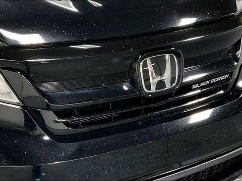 Used 2020 Honda Pilot Black Edition image 31