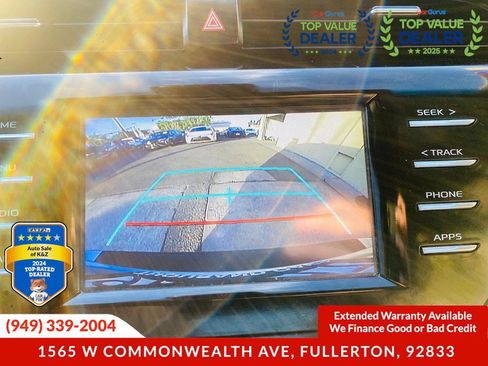 Used 2018 Toyota Camry SE FWD image 33