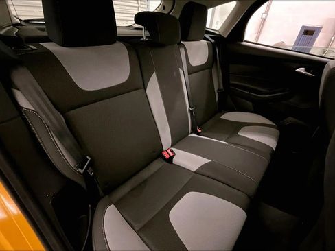 Used 2012 Ford Focus SE image 26