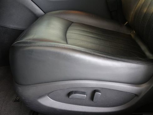 Used 2016 INFINITI QX50 AWD w/ Premium Plus Package image 17