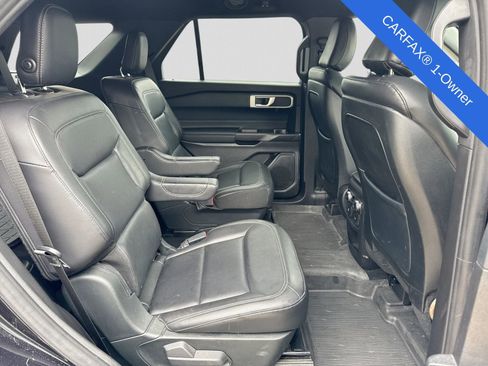 Used 2020 Ford Explorer XLT w/ Equipment Group 202A AWD/4WD image 24
