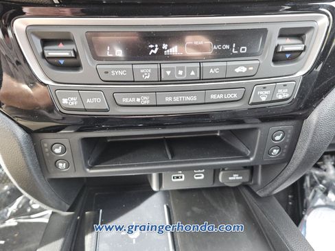 New 2026 Honda Ridgeline Black Edition image 16