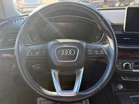 Used 2018 Audi Q5 2.0T Premium Plus w/ Premium Plus Package image 11