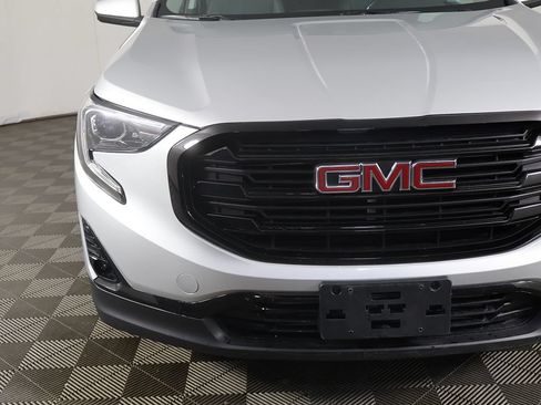 Used 2021 GMC Terrain SLT w/ Infotainment Package II AWD/4WD image 13