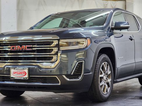 Used 2020 GMC Acadia SLE image 11