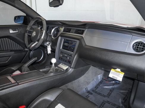 Used 2011 Ford Mustang Shelby GT500 w/ Electronics Pkg image 36